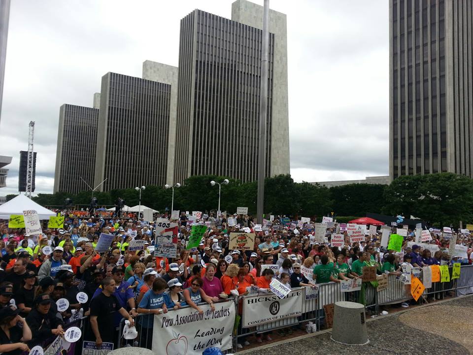 clientuploads/NYSUT Rally - 2.jpg